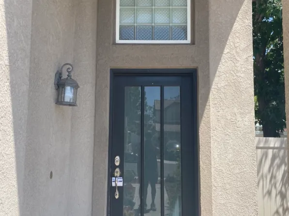 22 Parrell Ave, Foothill Ranch, CA 92610