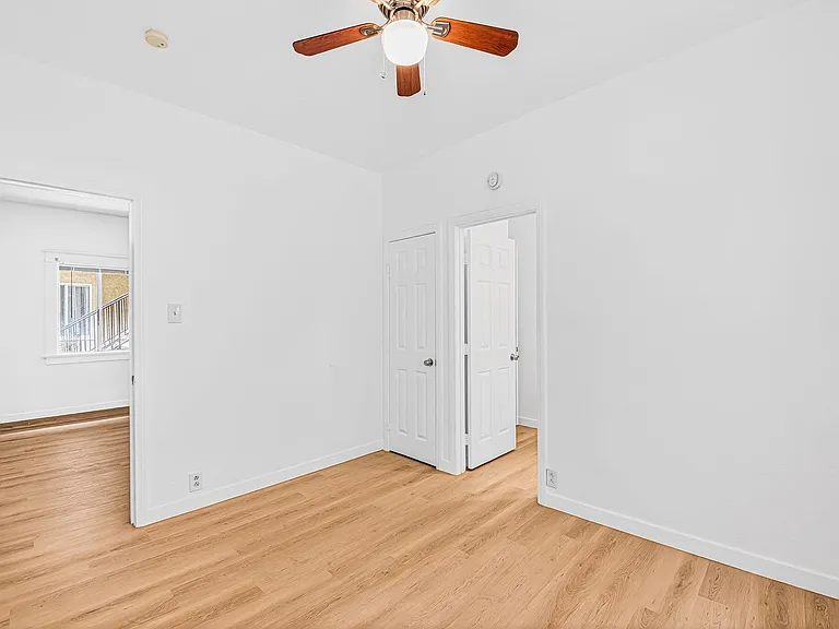 905 Cherry Ave. — Photo 21