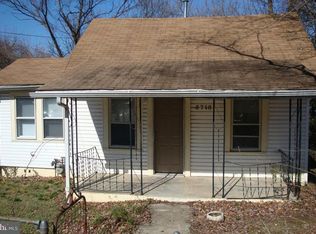 5716 Sheridan St, Riverdale, MD 20737