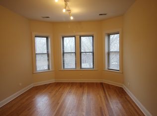 4054 N Harding Ave APT 1, Chicago, IL 60618