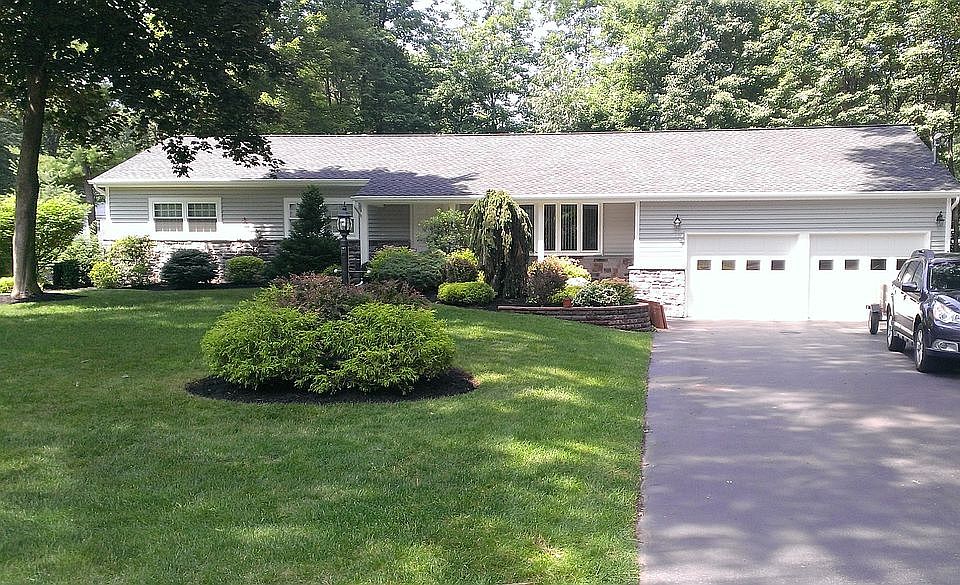 1st image of 27 Casablanca Ct