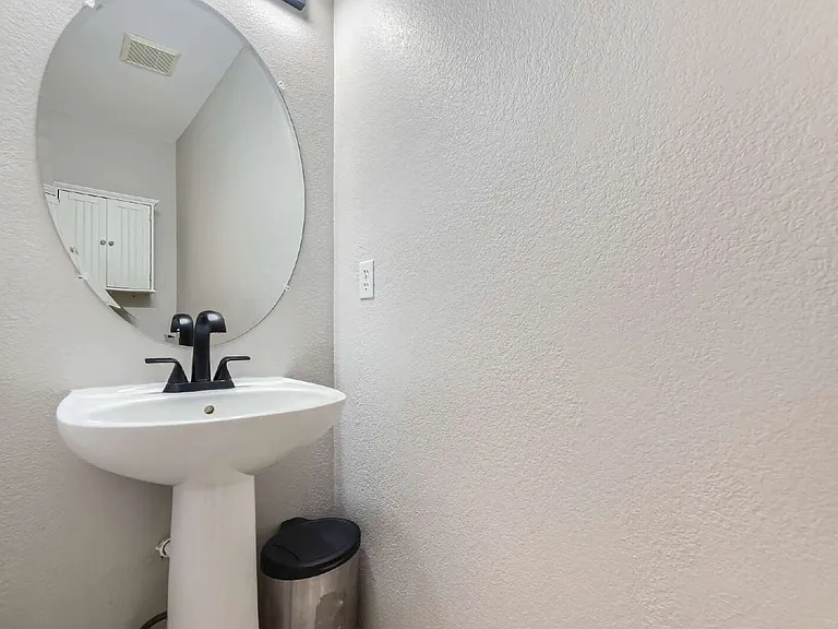 6631 W Alamo Dr — Photo 12