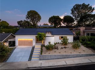 5826 Soledad Mountain Rd, La Jolla, CA 92037