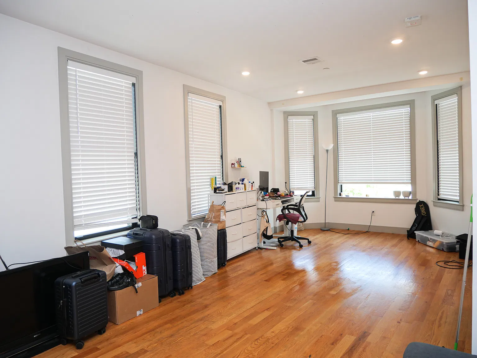 15-17 Maywood Street - 15-3 — Photo 2