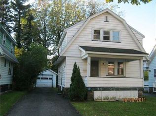 141 Malling Dr, Rochester, NY 14621