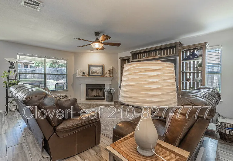 9715 Justice Ln — Photo 8