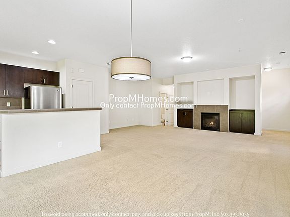 2nd image of 610 NE Garswood Ter