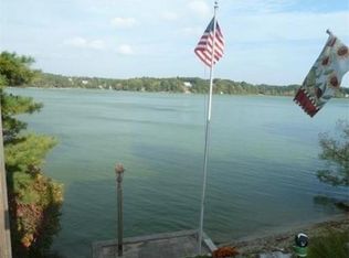 127 Sandy Beach Rd, Plymouth, MA 02360