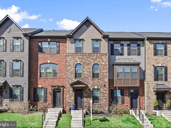 2614 Velocity Rd, Herndon, VA 20171