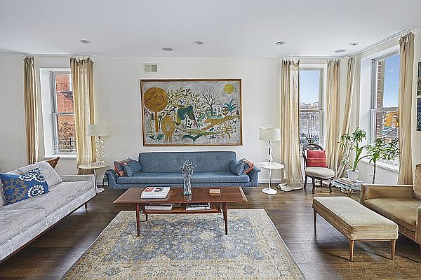 1st image of 370 Van Brunt St Floor 2