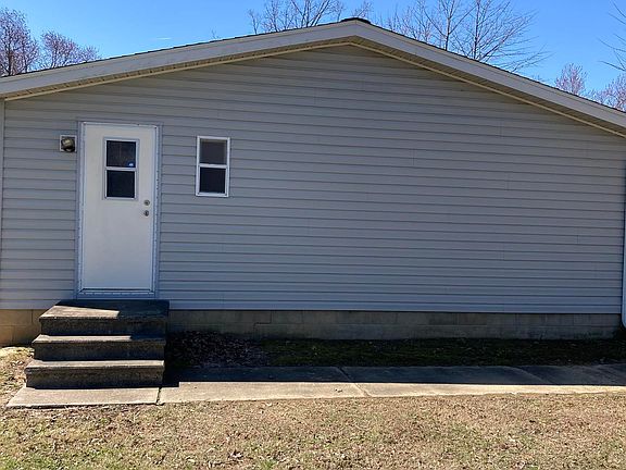 2nd image of 211 N Gibson St