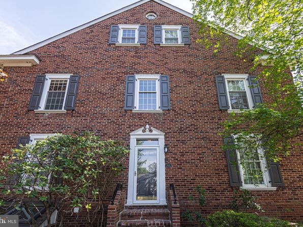 42 Sentinel Rd #194, Washington Crossing, PA 18977