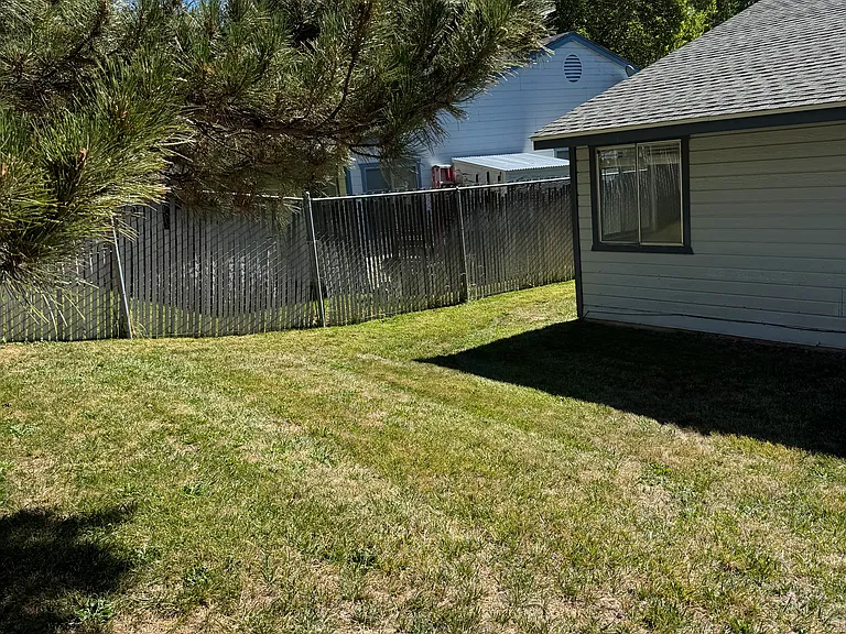 992 Round House Ln #A — Photo 21