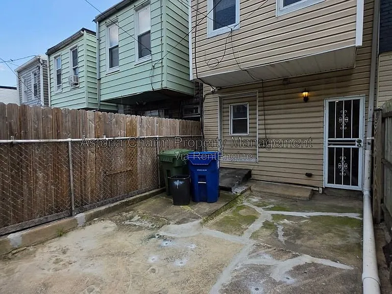 1726 Darley Ave — Photo 24