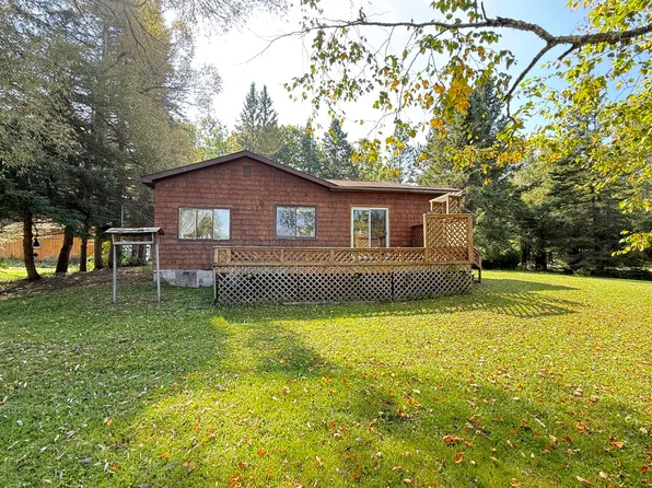 973 S Westshore Dr, Sault Sainte Marie, MI 49783