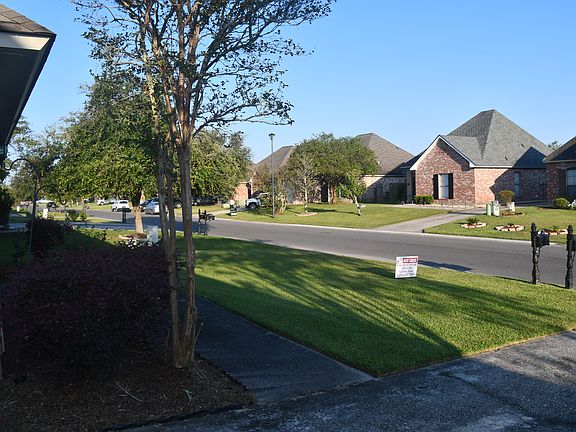 2nd image of 40511 Cross Creek Ave