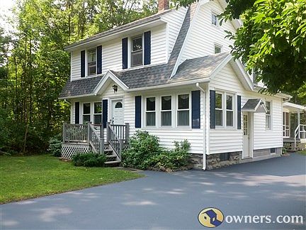Trex front porch, 2 car wide driveway