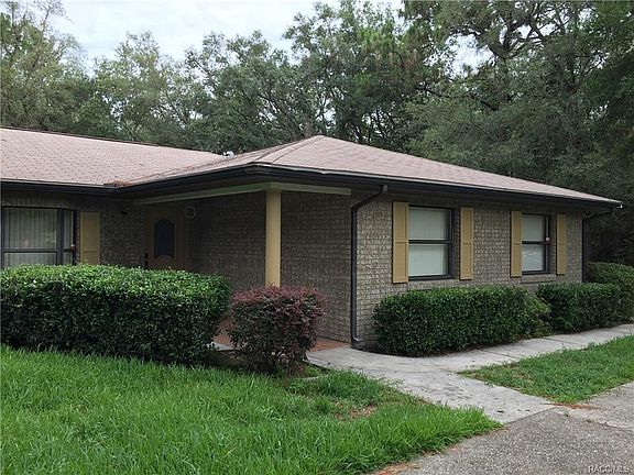 3rd image of 211 E Knightsbridge Pl