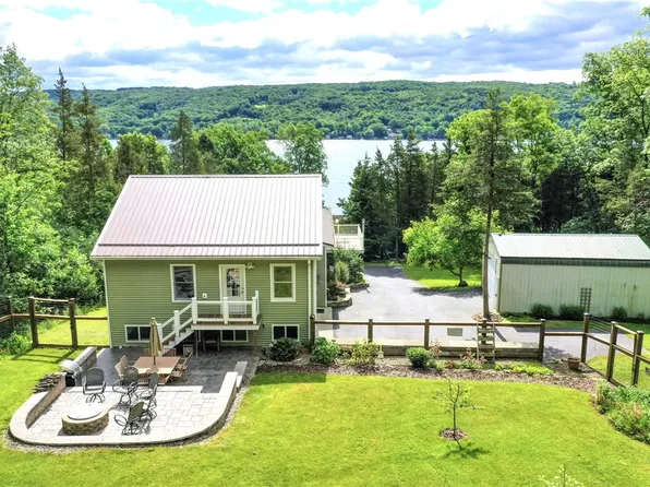 6724 E Bluff Dr, Penn Yan, NY 14527