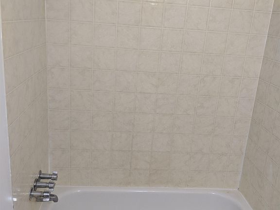 Bathtub