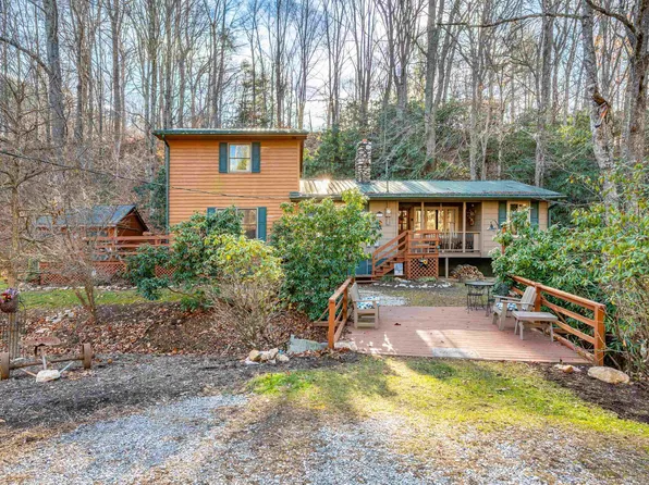 2230 Sowers Rd NE, Floyd, VA 24091