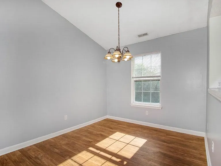 5755 Eden Village Dr — Photo 6