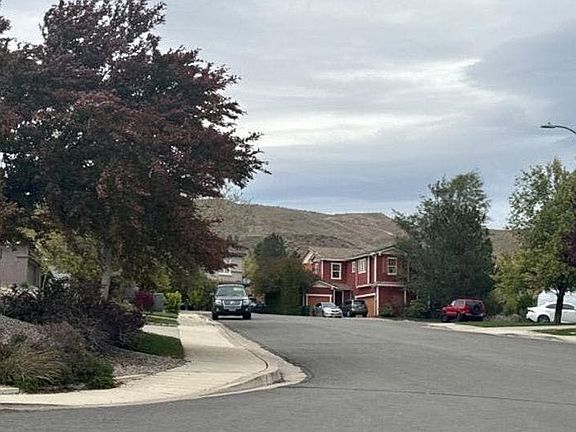 4th image of 2697 Red Bird Dr