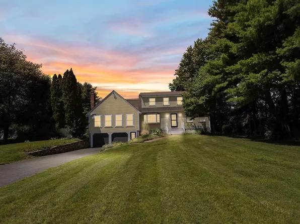 50 Gretchen Ln, Holliston, MA 01746