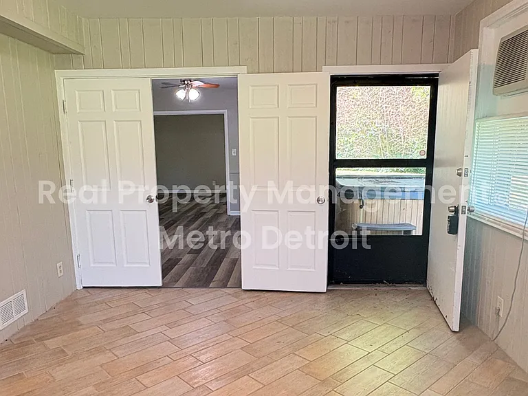 32505 Bell Vine Ct — Photo 15