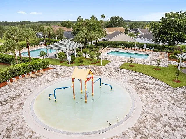 15437 Bay Vista Dr — Photo 4