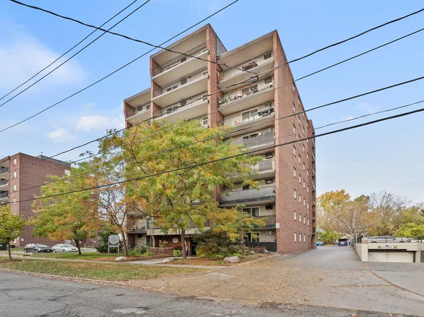 3170 Donnelly St, Windsor, ON N9C 1M2