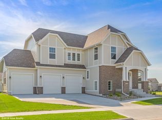 1703 SW Westwood St, Ankeny, IA 50023