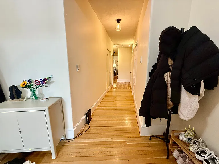 10 Park St #1 — Photo 17