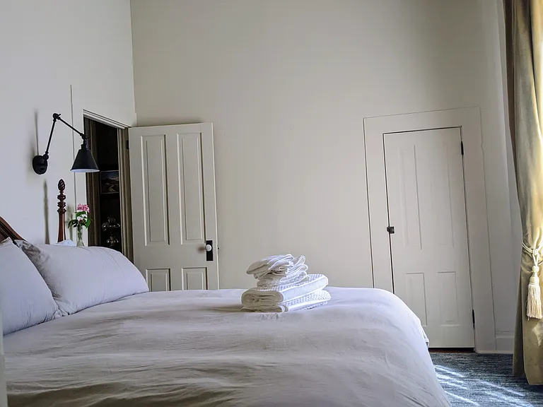 California king bed
