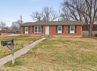9309 Cloverwood Ln, Louisville, KY 40291