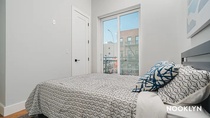Rented by Nooklyn NYC LLC | media 57