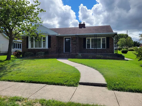 153 Maple Ave, Greencastle, PA 17225