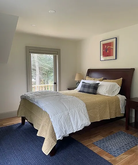 457 East St — Photo 3