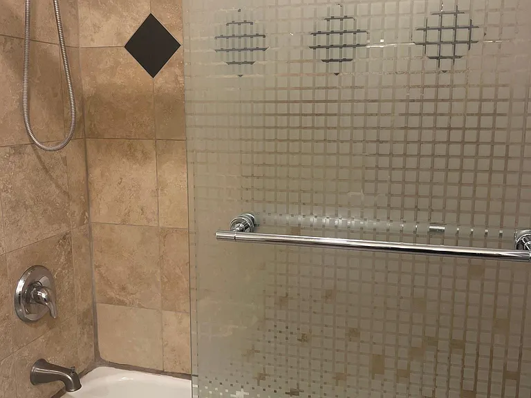 7003 Saranac St #105 — Photo 13