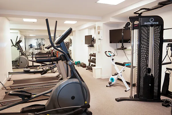 Rented by Compass | media 19