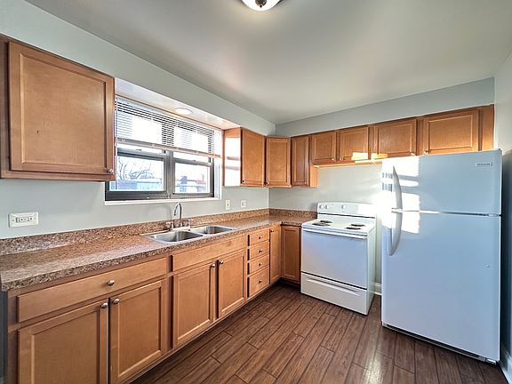 2nd image of 9016 Lamon Ave #N3