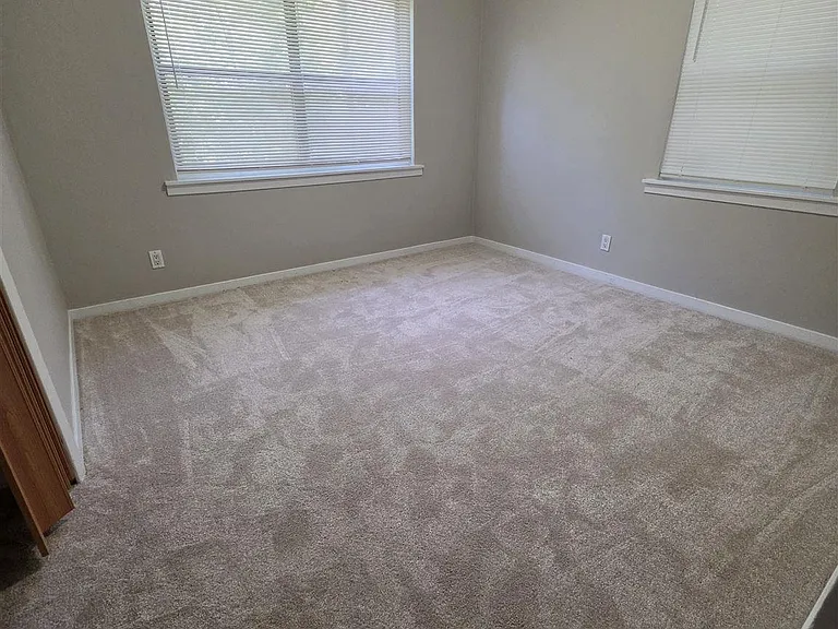 5733 Orange St — Photo 5
