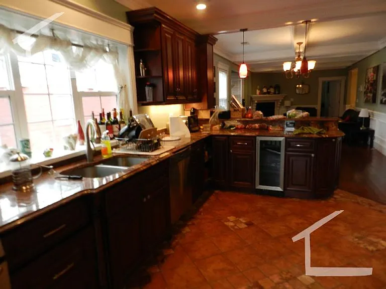 129 Nonantum St #2E — Photo 15