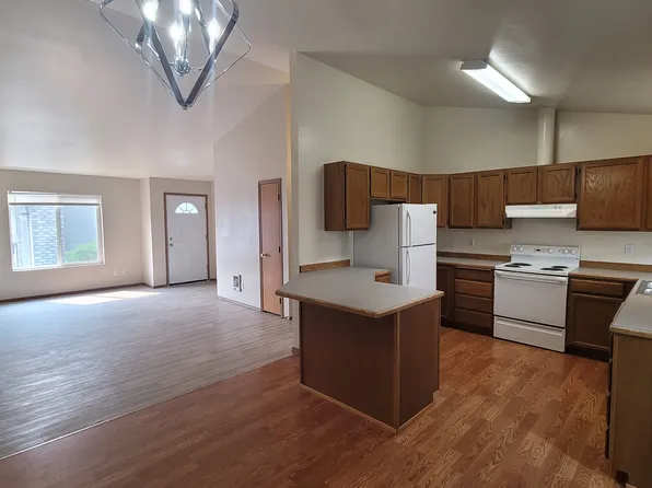 1208 Westbrook Loop APT A, Yakima, WA 98908