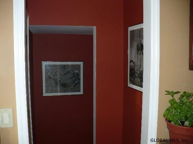 5th image of 125 RAYLINSKI Road