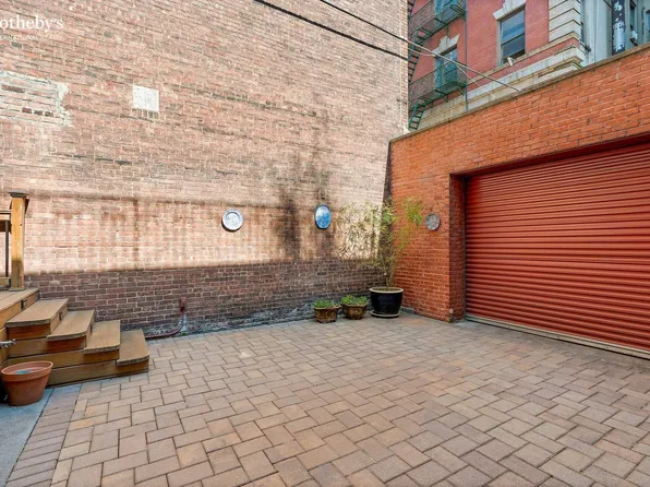 265 West 139th Street image 8 of 24