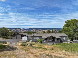 1779 State Rd, Mosier, OR 97040
