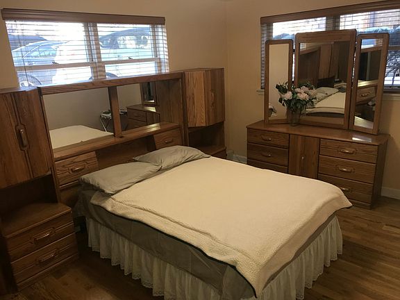 4th image of 5552 W Edmunds St #1