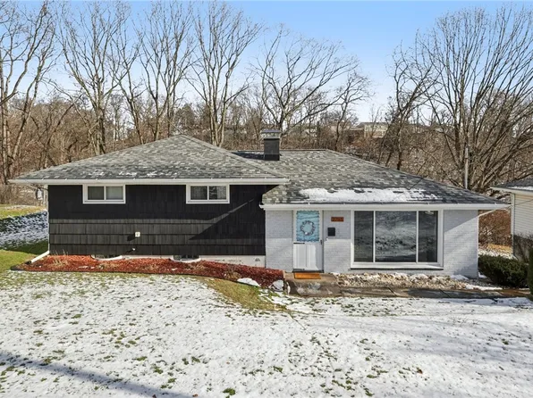 2785 Hastings Dr, New Kensington, PA 15068