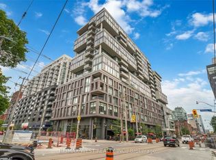 111 Bathurst St UNIT 1104, Toronto, ON M5V 0M9